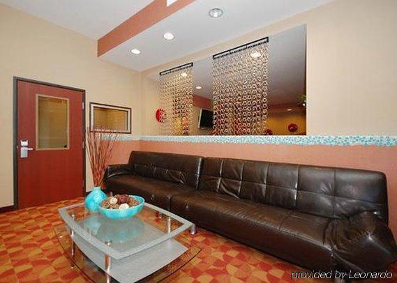 Comfort Hotel 3*